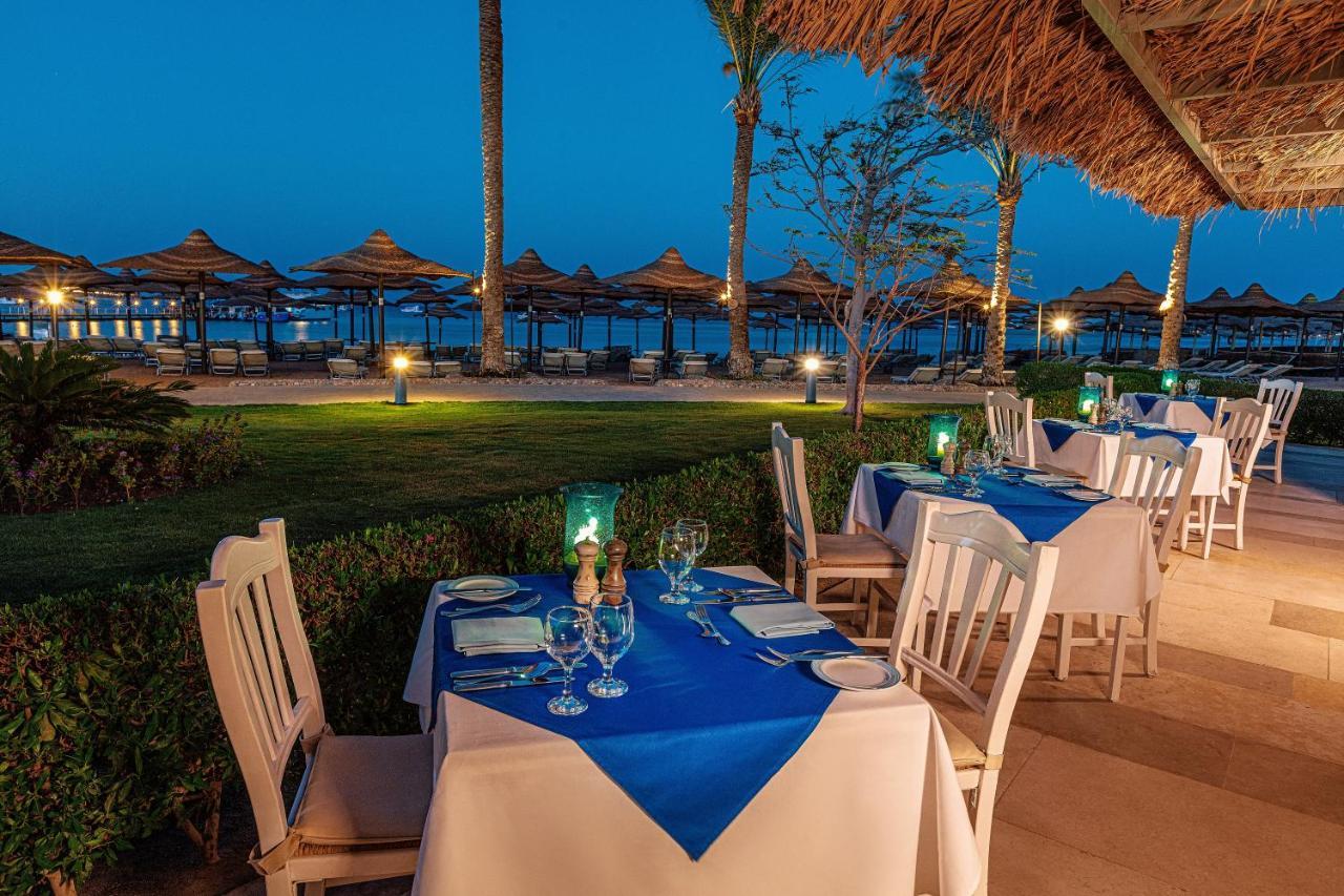 Hotel Jaz Aquaviva Hurghada Esterno foto The resort's restaurant