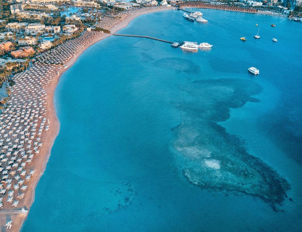 Hotel Jaz Aquaviva Hurghada Esterno foto Aerial view of the bay